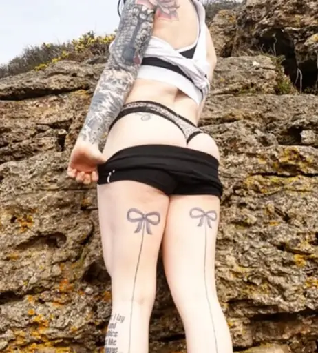 Image 6455607 from Goth muscle mommy / roxxymission
