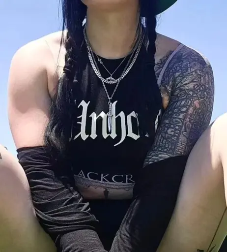 Image 6455630 from Goth muscle mommy / roxxymission