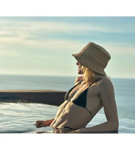 Image 6449971 from Shantel VanSanten