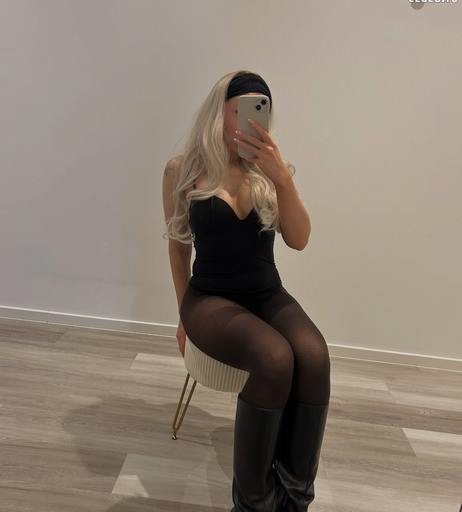 Image 6427322 from Lilou Loves Nylon