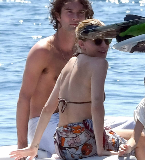 Image 6571965 from Sienna Miller