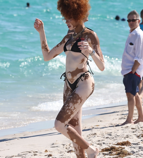 Image 6570176 from Winnie Harlow