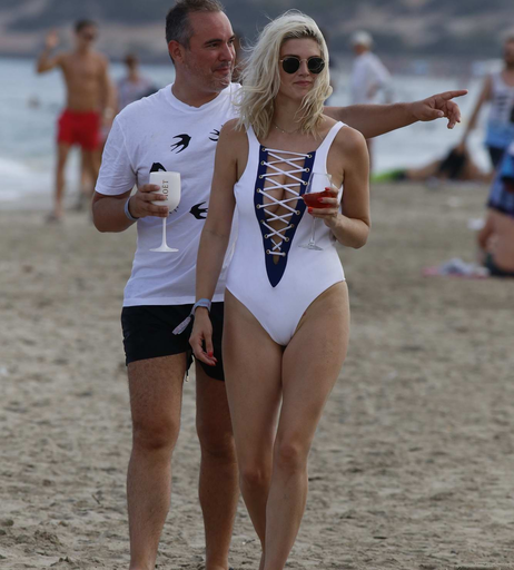 Image 6578727 from Ashley James