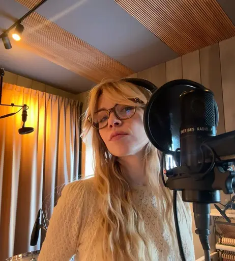 Image 6578018 from Carly Rae Jepsen