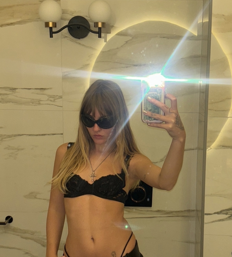 Image 6546268 from Victoria De Angelis