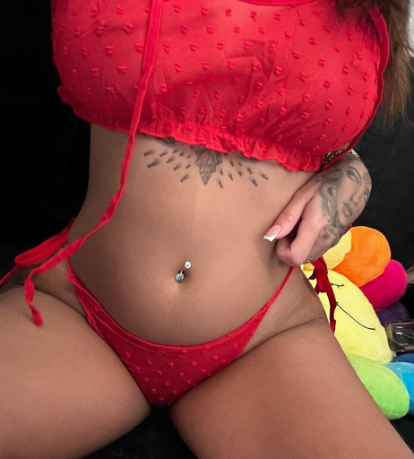 Image 6536698 from Malu Trevejo