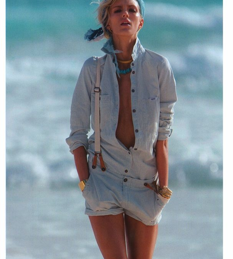 Image 6522532 from Anja Rubik