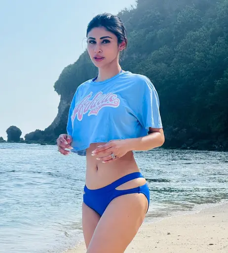 Image 6736644 from Mouni Roy