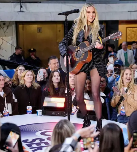 Image 6736631 from Kelsea Ballerini