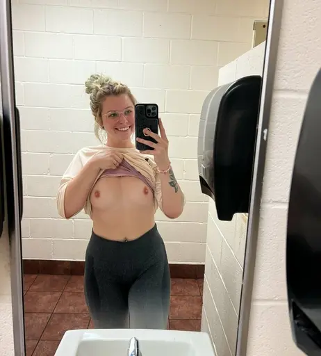 Image 6715382 from couplefromtexass