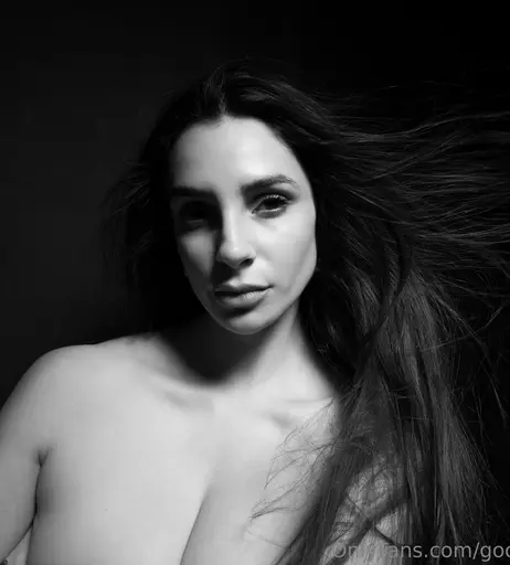Image 6716444 from Isamobella / goodwithmytongue / Isabella Monreal / elenalengua