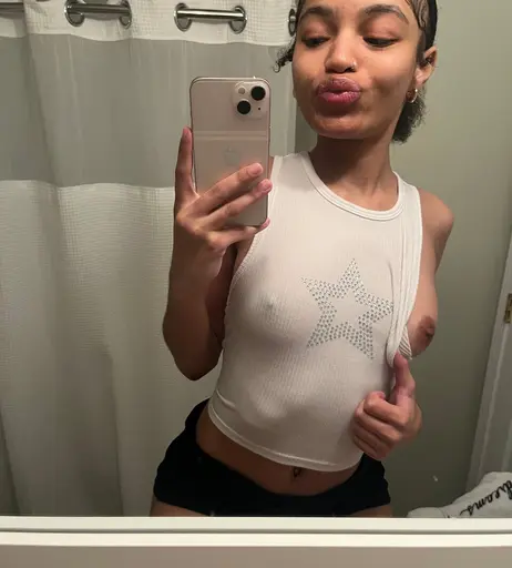 Image 6714192 from Tinyyytiara