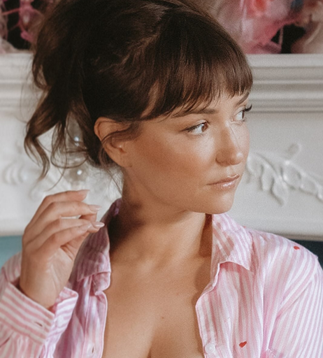 Image 6096597 from Milana Vayntrub