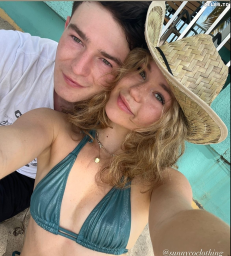 Image 6085278 from Brec Bassinger