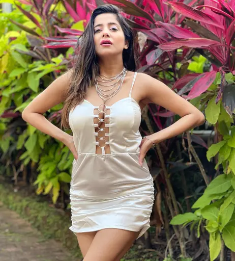 Image 6081643 from Kate Sharma