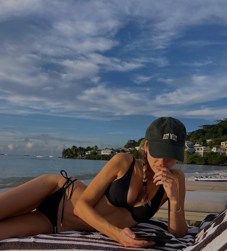 Image 6035545 from Elizabeth Turner