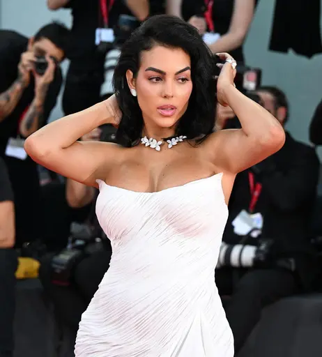 Image 5190481 from Georgina Rodriguez