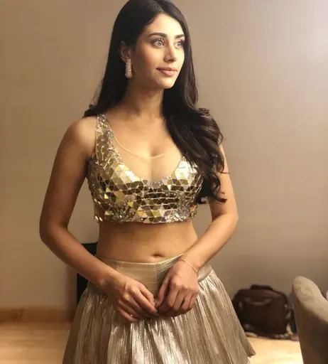 Image 5172955 from Warina Hussain