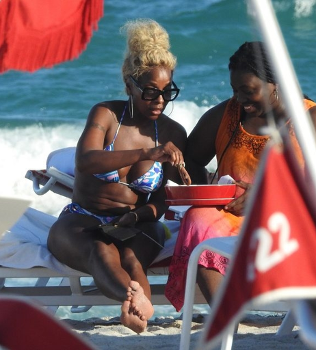 Image 5121794 from Mary J. Blige
