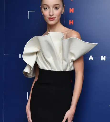 Image 5129674 from Phoebe Dynevor