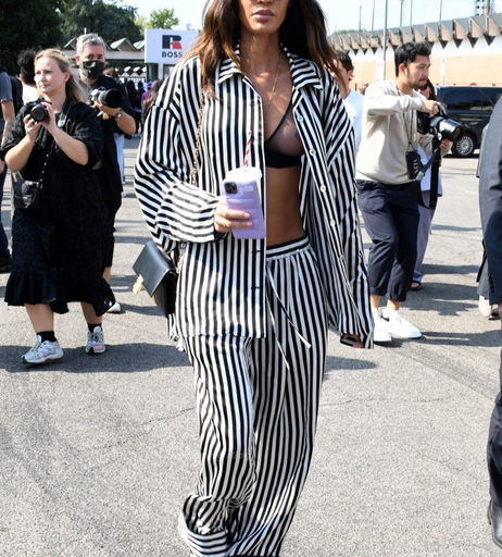 Image 5128384 from Joan Smalls