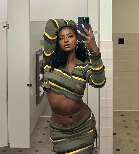 Image 5115179 from Justine Skye