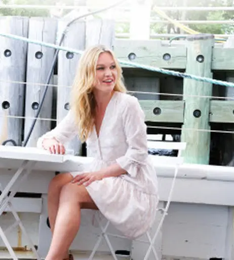 Image 5116656 from Julia Stiles