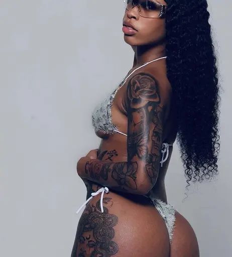 Image 5285508 from Official_liyahhh / missnaturalbby / thepollygirls
