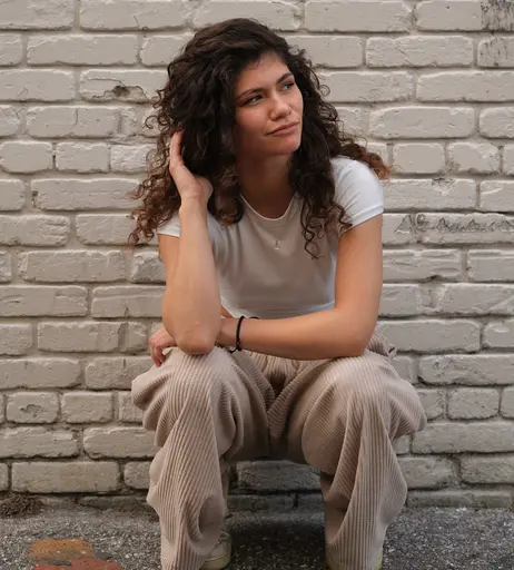 Image 5282539 from ciggybae / homeskilla_whitnit / Zendaya lookalike