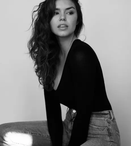 Image 5288855 from Lauren Searle