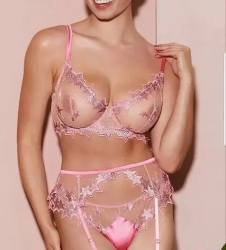 Image 5288781 from Lauren Searle