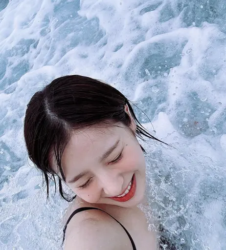 Image 5276975 from HeeJin (ARTMS / LOONA)