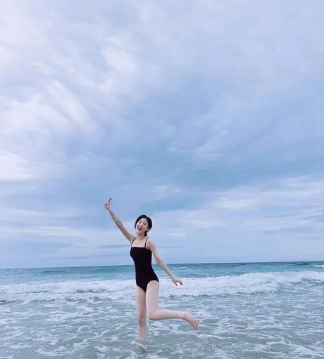 Image 5276923 from HeeJin (ARTMS / LOONA)
