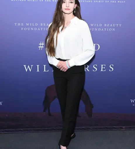 Image 5274340 from Mackenzie Foy