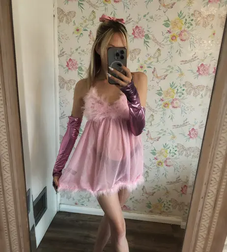 Image 5235381 from Minxymolly