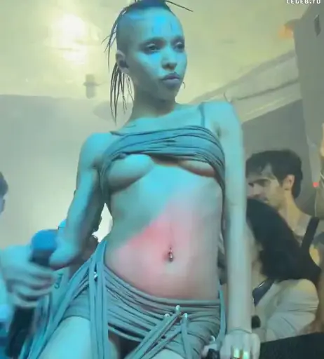 Image 5390202 from FKA Twigs