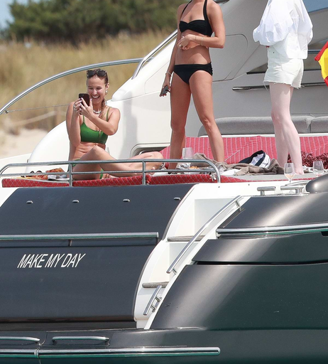 Image 5390952 from Alicia Vikander