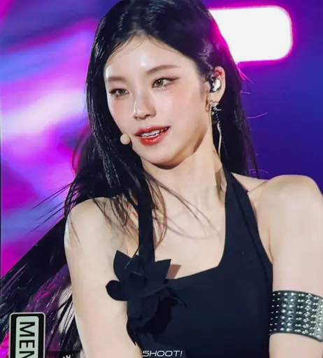 Image 5383841 from Yeji - ITZY (예지, Hwang Ye-ji)