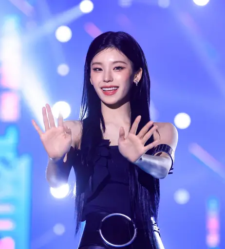 Image 5383845 from Yeji - ITZY (예지, Hwang Ye-ji)