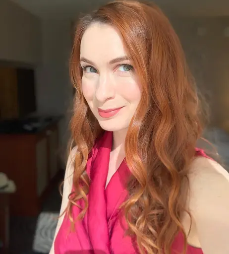 Image 5368115 from Felicia Day