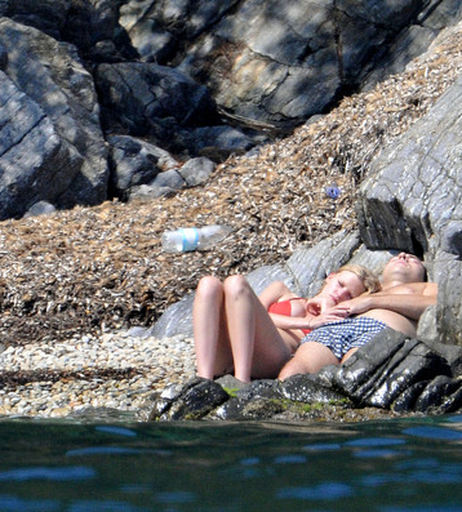 Image 5340009 from Lara Stone