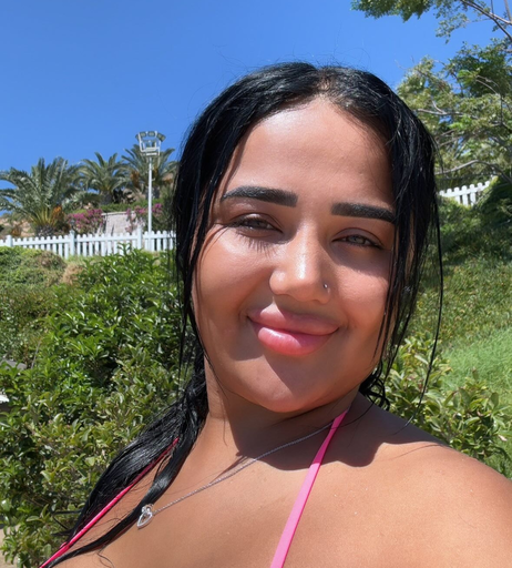 Image 5328582 from Melek Azad
