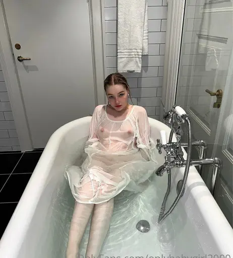 Image 5889401 from oog2000 (@onlybabygirl2000)