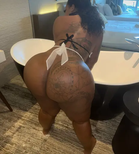 Image 5843686 from BigBodyBenz / Spoiledprincessxx