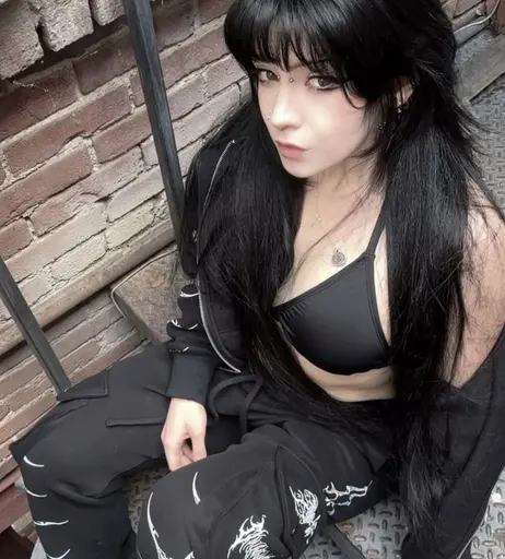 Image 5800744 from BuffGothMom