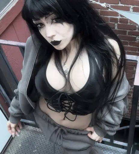 Image 5800764 from BuffGothMom