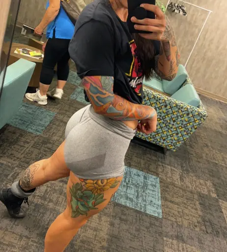 Image 5959282 from Cum4kate - bubblebuttbarbie00 - tattedfitmama