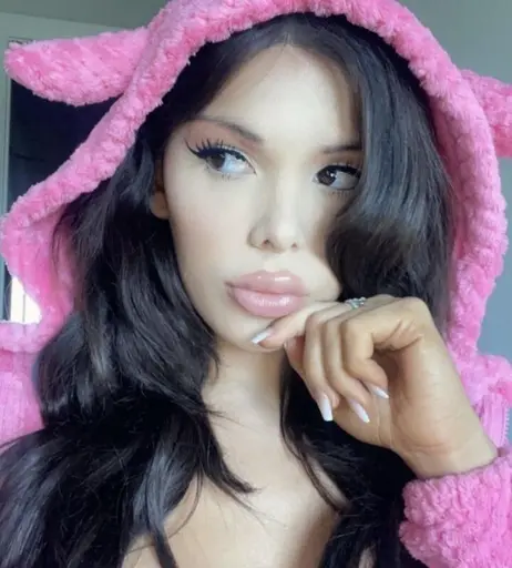 Image 5939812 from Blaire White