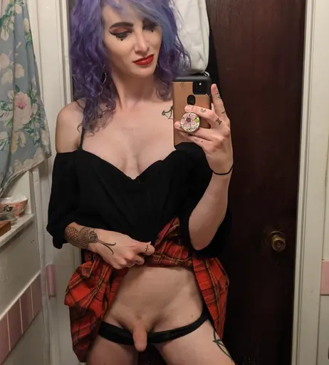 Image 5938255 from Violet Valentine | slutpilled | thot_piece