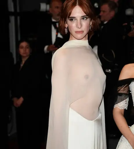 Image 5919738 from Hari Nef